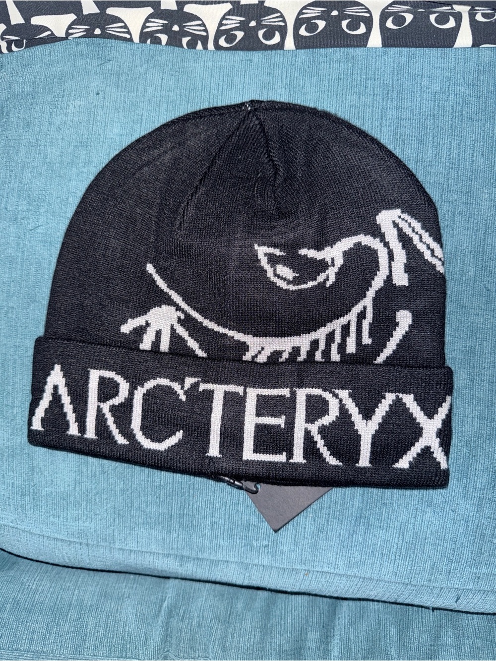 Arc'teryx Black and White Logo Knit Beanie